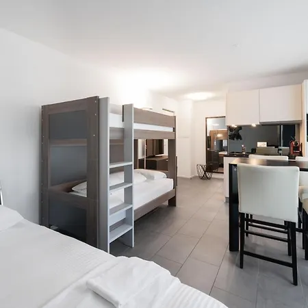 Aparthotel Rafael 3*