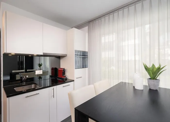 Hotel apartamentowy Rafael 3*